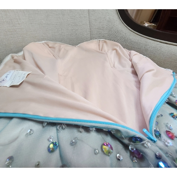 🌟Galaxy Prom Dress 🌟- House of Wu - Picture 12 of 15